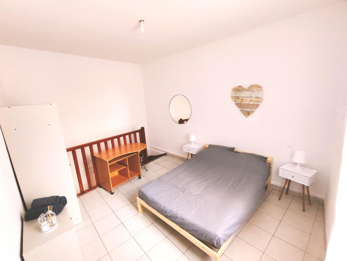 Appartement Cosy En Centre Centre-Ville . . . Nimes Exterior photo